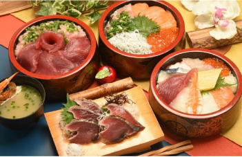 【6/1〜8/31】焼津さかなセンターで自分好みの海鮮丼作り体験とキウイフルーツ食べ放題！！