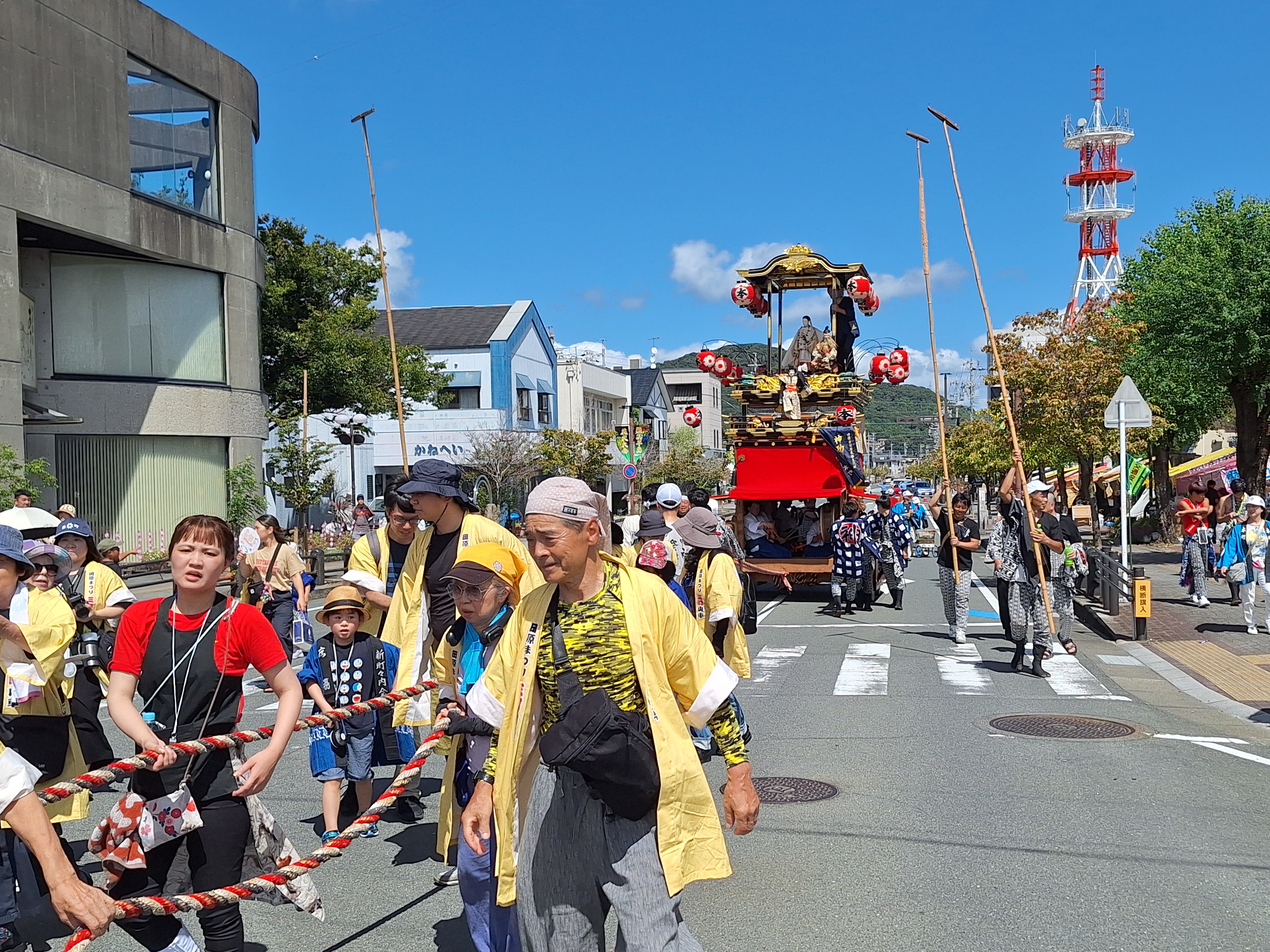 【10/11出発限定20名】貸切バスで行く週末日帰り旅 からくり山車を曳くチャンス!田原まつりを体験