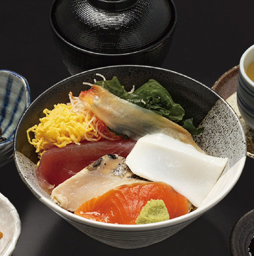 【1/11-3/31】道の駅田原めっくんはうす 海鮮丼&おばんざいおかわり自由の昼食といちご狩り食べ放題!