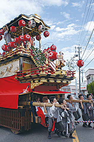 【10/11限定】道の駅田原めっくんはうす 現地集合で楽しむ!田原まつり参加体験 特別参加枠で山車曳き・餅投げに加われる限定企画